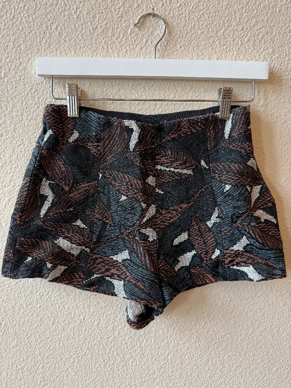Zara Trafaluc Black Metallic Jacquard Shorts Sz S High Waist Pull-On